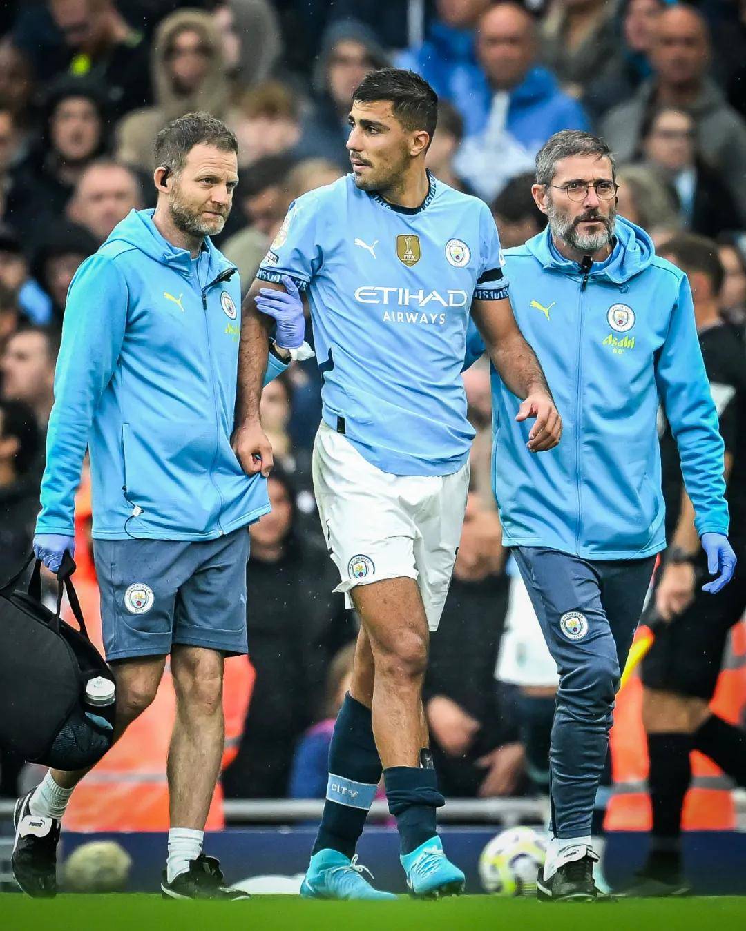 里奇：我的助攻？普利希奇就像磁铁，球似乎都在朝他飞去（里奇谈助攻：普利希奇像磁铁，皮球总往他那儿飞）